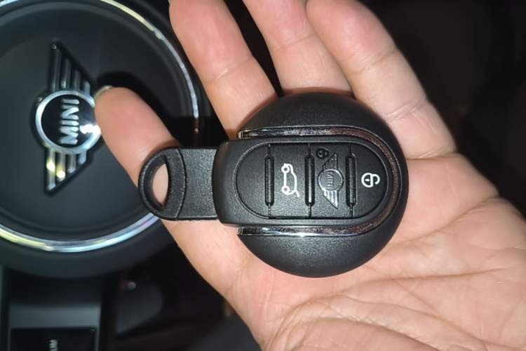 Used MINI JCW 2023 Facelift 2.0T JOHN COOPER WORKS ALL-IN Vehicle Key
