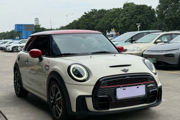 Used MINI JCW 2023 2.0T JOHN COOPER WORKS Pat Moss Commemorative Edition Exterior 2