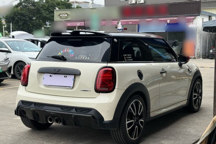 Used MINI JCW 2023 2.0T JOHN COOPER WORKS Pat Moss Commemorative Edition Exterior 5