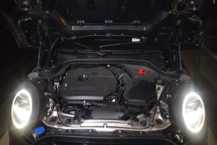 Used MINI JCW 2025 JOHN COOPER WORKS CABRIO Engine Bay