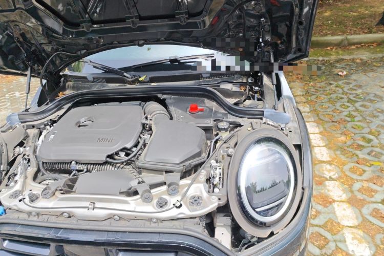 Used MINI JCW 2025 JOHN COOPER WORKS Engine Bay Left