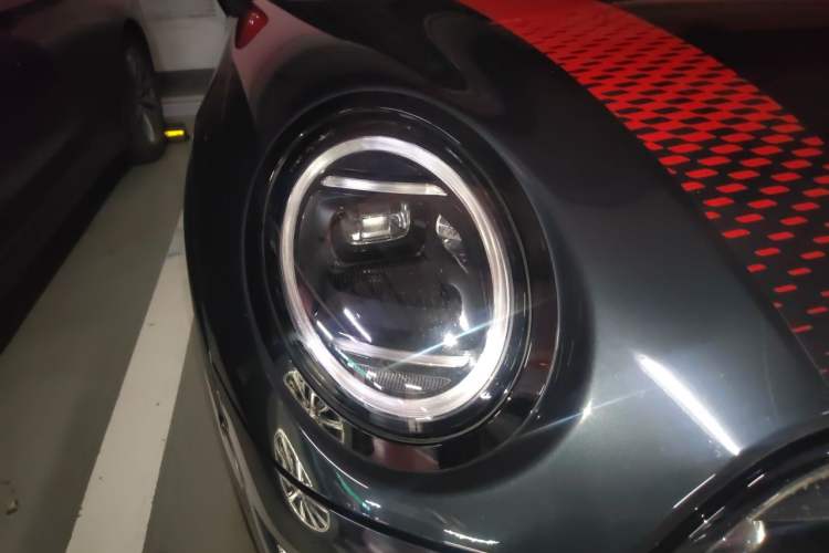 Used MINI JCW 2025 JOHN COOPER WORKS CABRIO Right Front Headlight