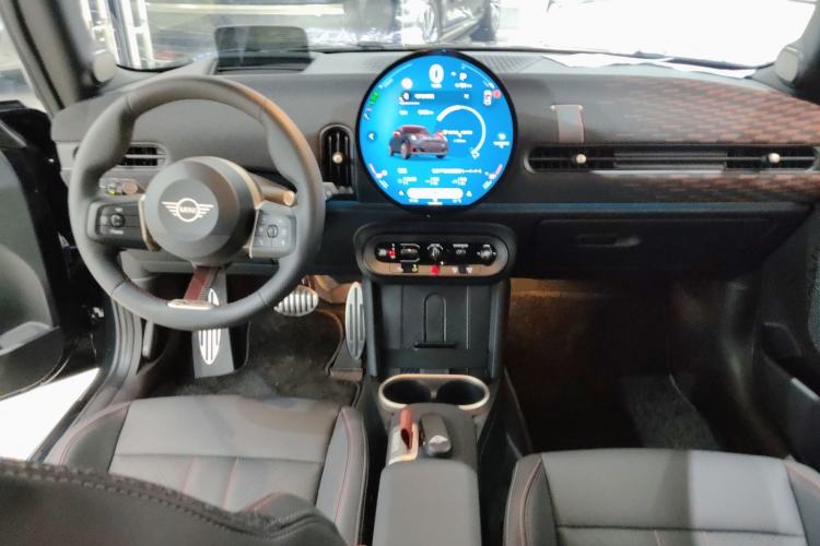 Used MINI JCW 2025 JOHN COOPER WORKS Center Console