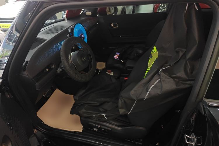 Used MINI JCW 2025 JOHN COOPER WORKS Left Front Seat