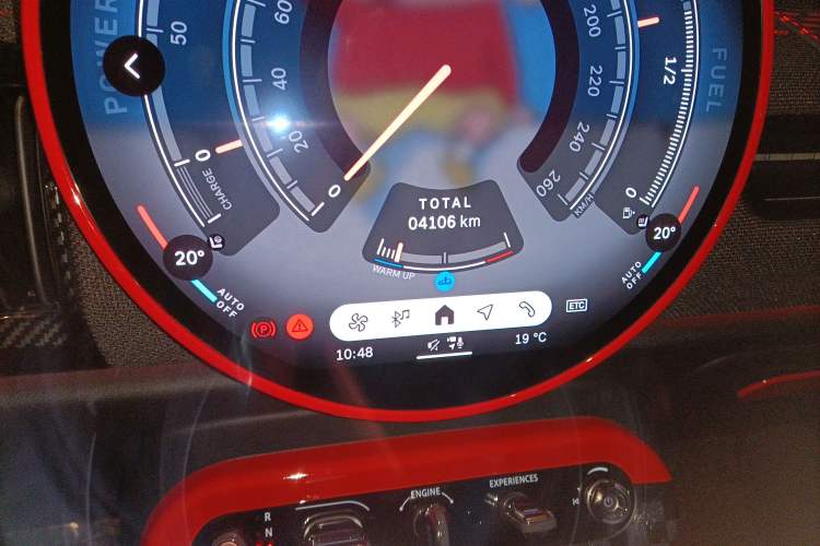 Used MINI JCW 2025 JOHN COOPER WORKS Odometer Close Up