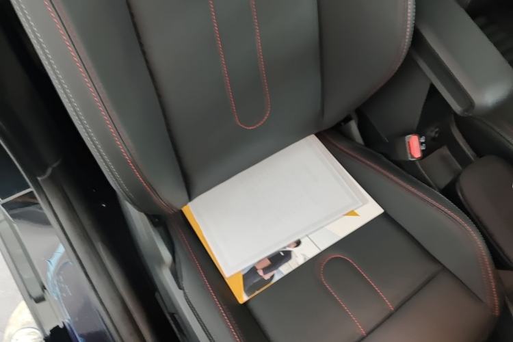 Used MINI JCW 2025 JOHN COOPER WORKS Right Front Seat