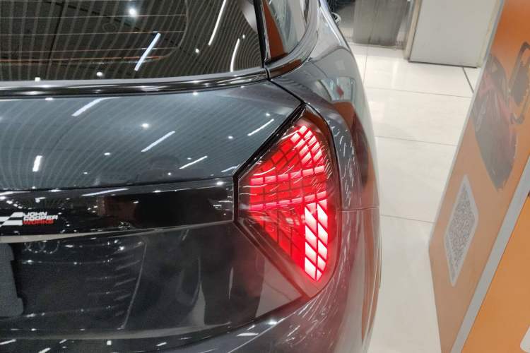 Used MINI JCW 2025 JOHN COOPER WORKS Right Rear Taillight