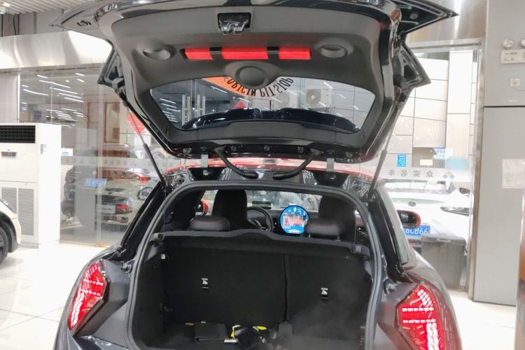 Used MINI JCW 2025 JOHN COOPER WORKS Trunk