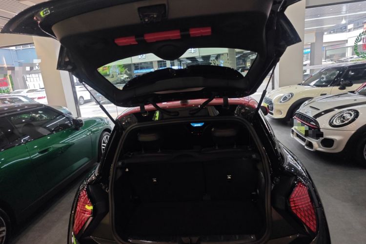 Used MINI JCW 2025 JOHN COOPER WORKS Trunk