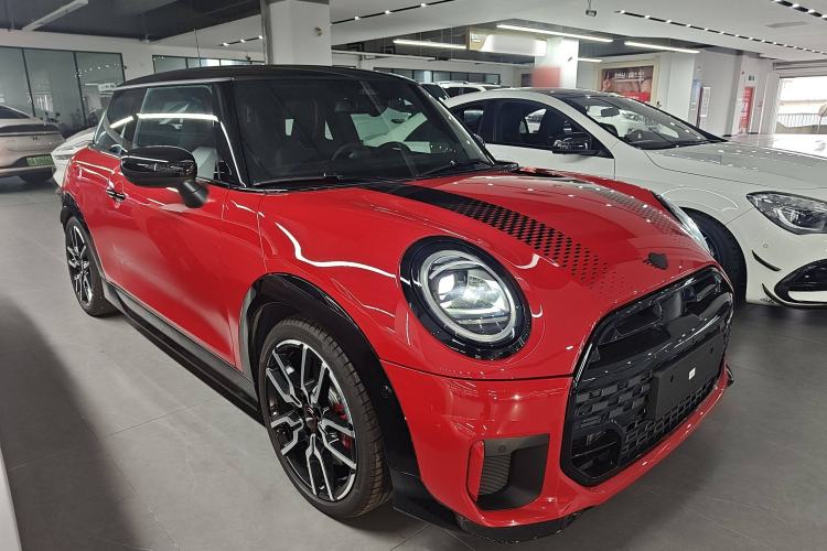 Used MINI JCW 2025 JOHN COOPER WORKS Front Right 45 Deg