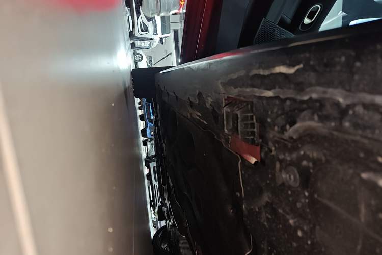 Used MINI JCW 2025 JOHN COOPER WORKS Left Side Sill