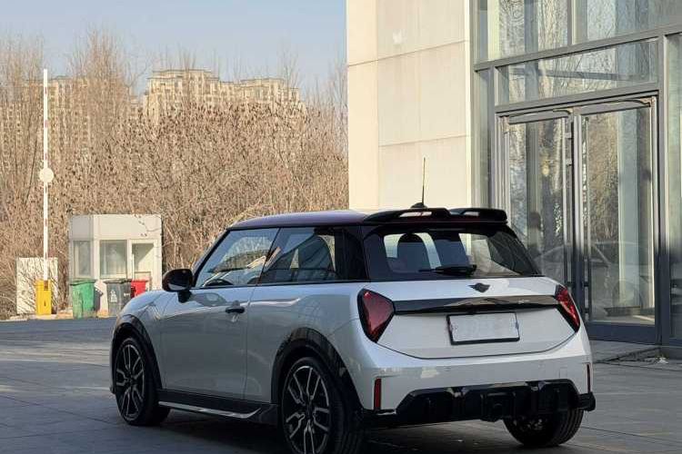 Used MINI JCW 2025 JOHN COOPER WORKS Exterior 4