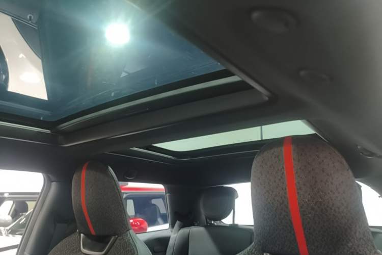 Used MINI JCW 2025 JOHN COOPER WORKS Headliner