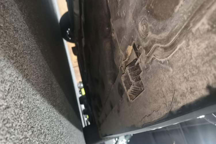 Used MINI JCW 2025 JOHN COOPER WORKS Right Side Sill
