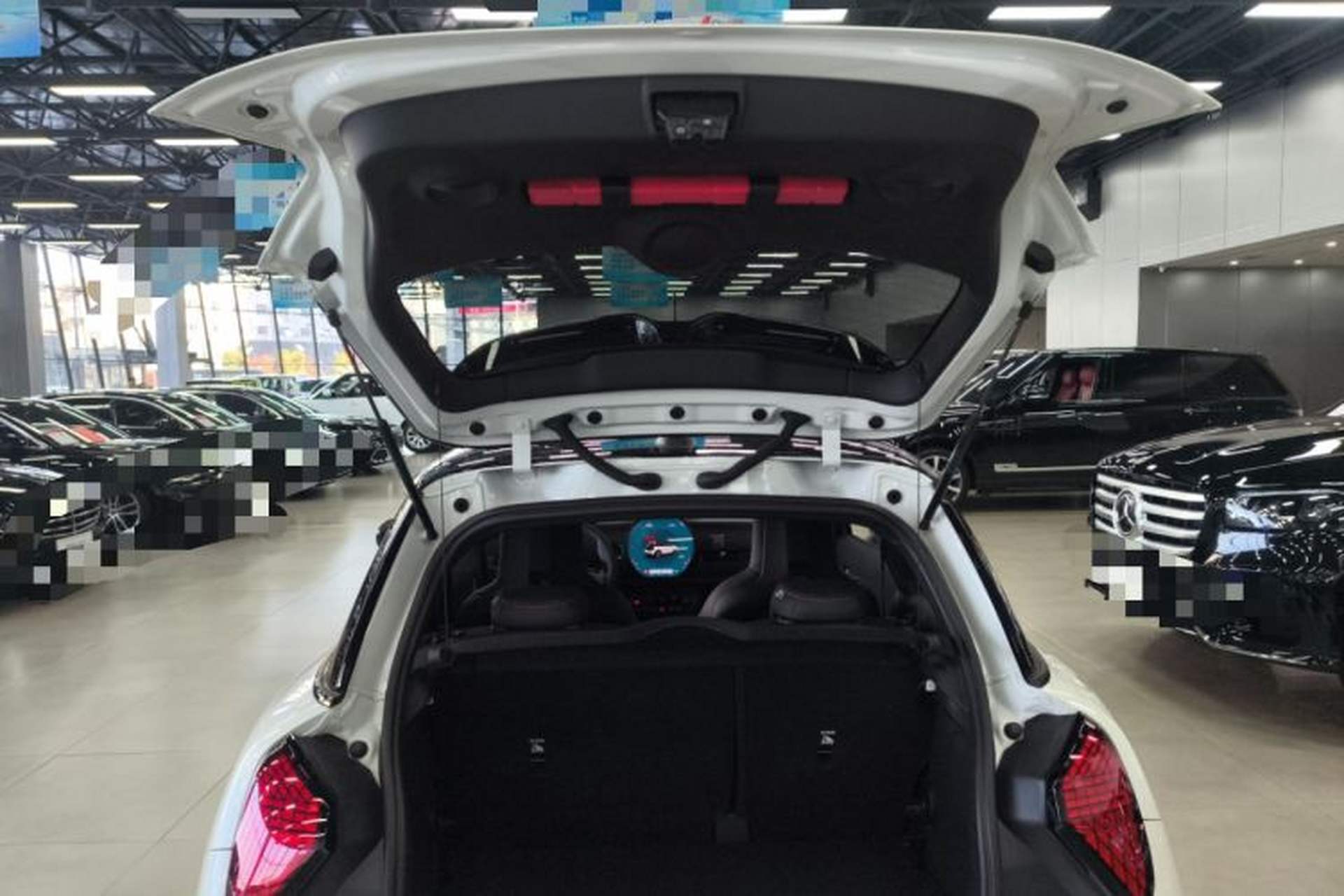 Used MINI JCW 2025 JOHN COOPER WORKS Trunk