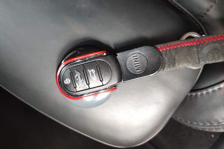 Used MINI JCW CLUBMAN 2021 2.0T JOHN COOPER WORKS ALL-IN Interior 1