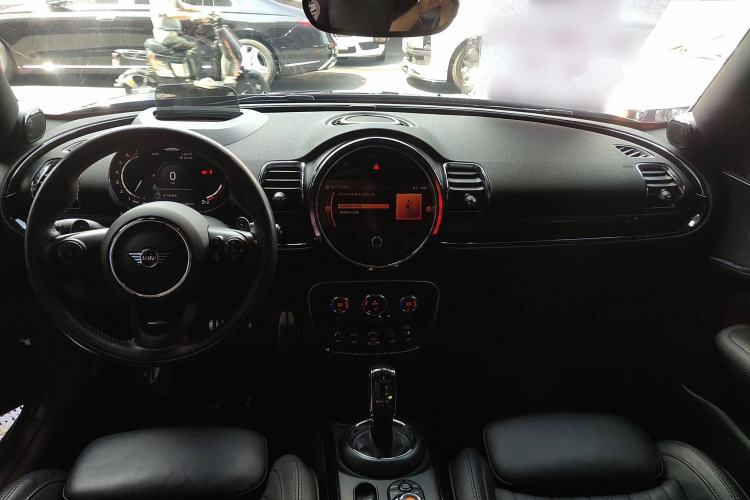 Used MINI JCW CLUBMAN 2021 2.0T JOHN COOPER WORKS ALL-IN Interior 2