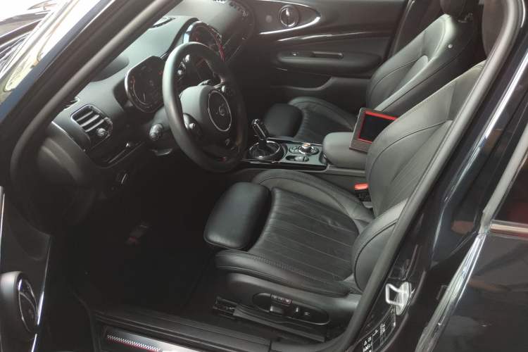 Used MINI JCW CLUBMAN 2021 2.0T JOHN COOPER WORKS ALL-IN Left Front Seat