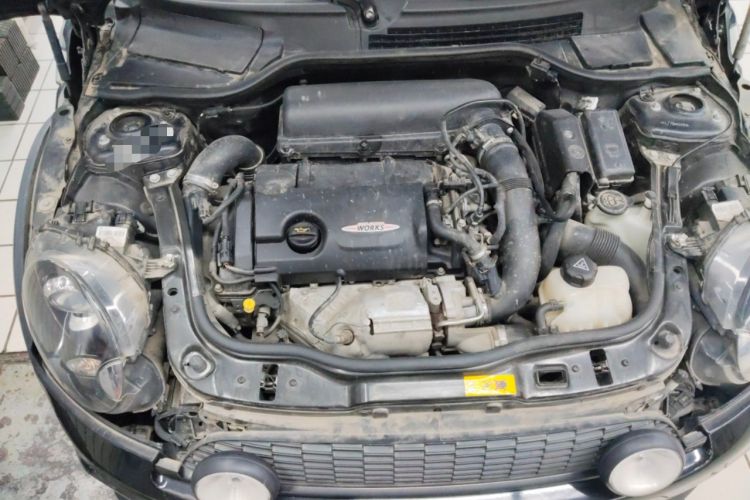 Used MINI JCW CLUBMAN 2013 1.6T JOHN COOPER WORKS Engine Bay