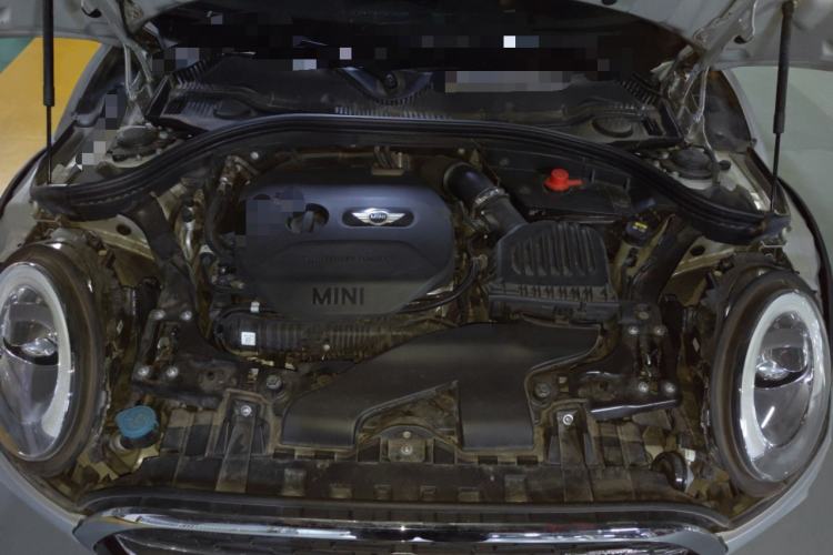 Used MINI JCW CLUBMAN 2017 2.0T JOHN COOPER WORKS Geek Engine Bay