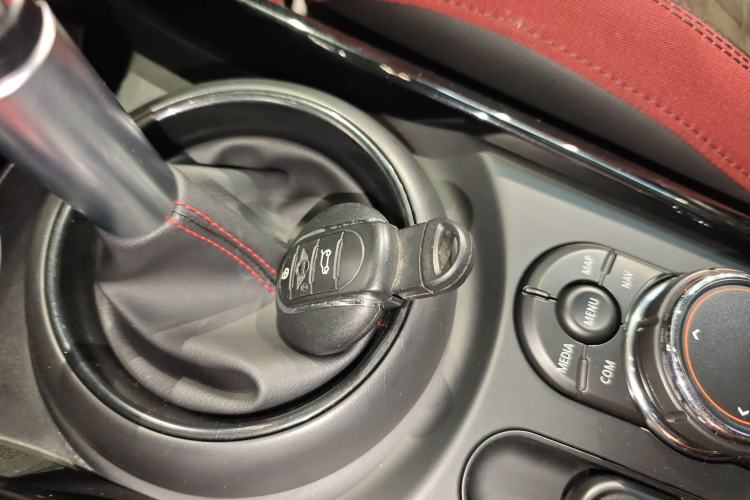 Used MINI JCW CLUBMAN 2017 2.0T JOHN COOPER WORKS Geek Interior 1