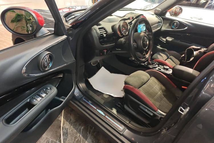 Used MINI JCW CLUBMAN 2017 2.0T JOHN COOPER WORKS Geek Interior 3