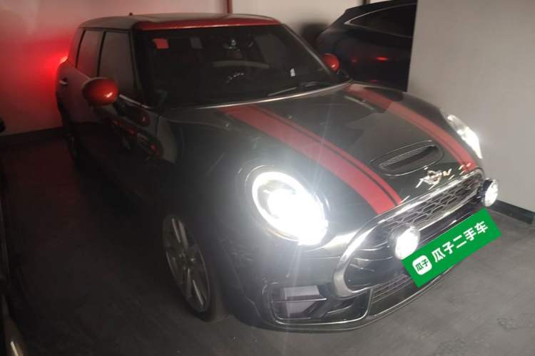 Used MINI JCW CLUBMAN 2017 2.0T JOHN COOPER WORKS Geek Front Right 45 Deg