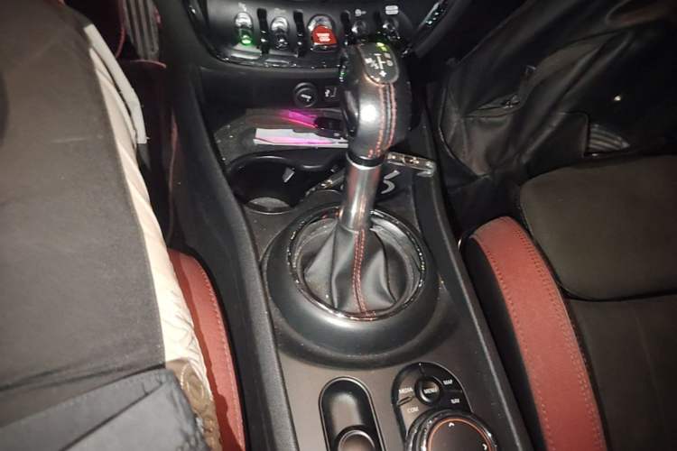 Used MINI JCW CLUBMAN 2017 2.0T JOHN COOPER WORKS Geek Gear Lever