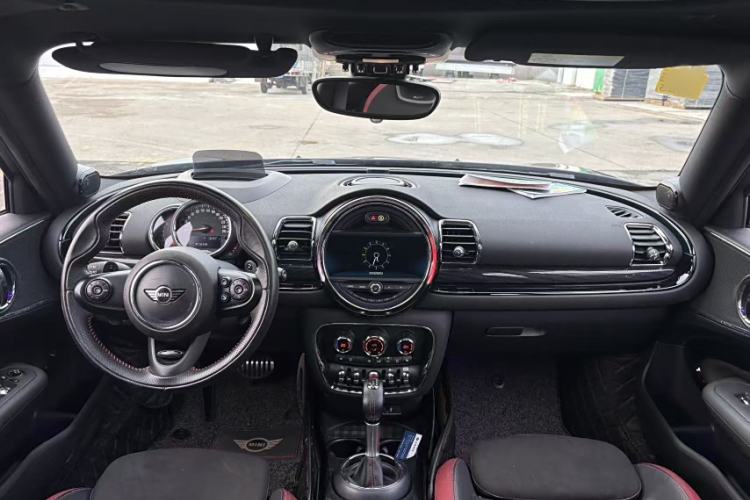 Used MINI JCW CLUBMAN 2017 2.0T JOHN COOPER WORKS Geek Interior 1