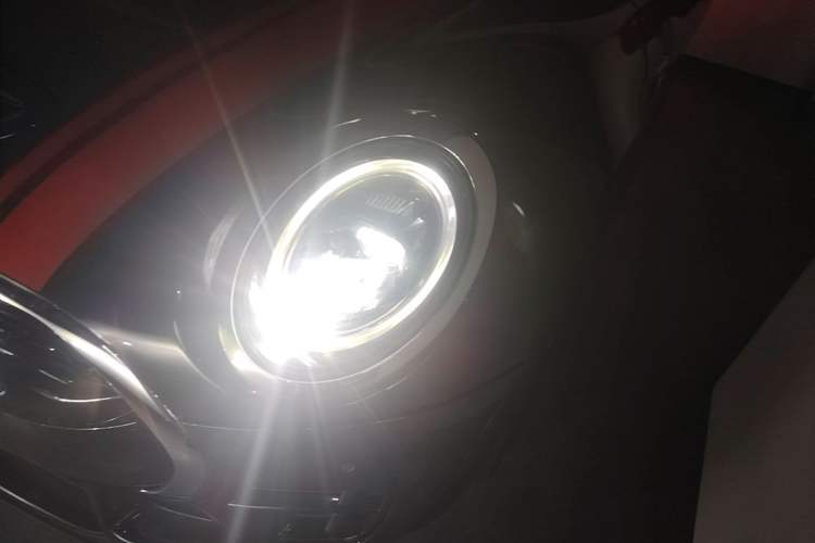 Used MINI JCW CLUBMAN 2017 2.0T JOHN COOPER WORKS Geek Left Front Headlight