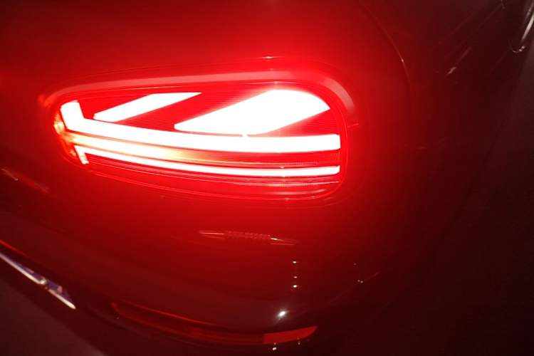 Used MINI JCW CLUBMAN 2017 2.0T JOHN COOPER WORKS Geek Right Rear Taillight