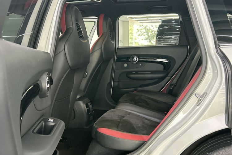 Used MINI JCW CLUBMAN 2017 2.0T JOHN COOPER WORKS Geek Interior 1