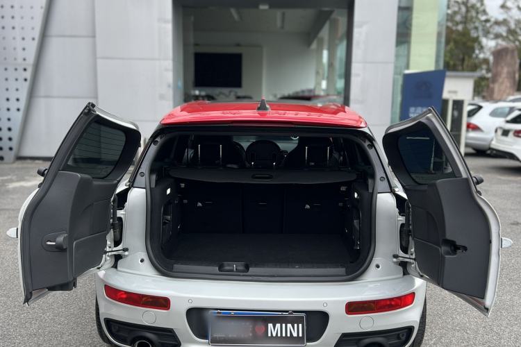 Used MINI JCW CLUBMAN 2017 2.0T JOHN COOPER WORKS Geek Interior 2