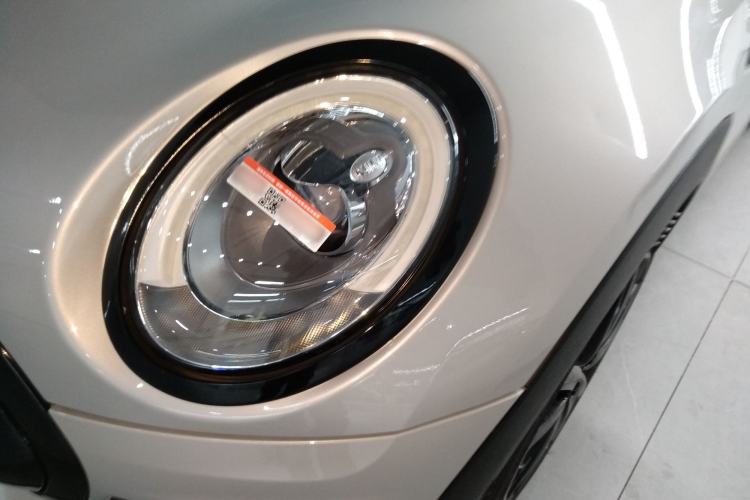 Used MINI JCW CLUBMAN 2017 2.0T JOHN COOPER WORKS Left Front Headlight