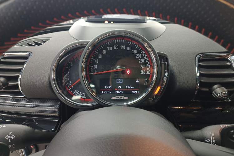 Used MINI JCW CLUBMAN 2018 2.0T JOHN COOPER WORKS ALL-IN Instrument Cluster