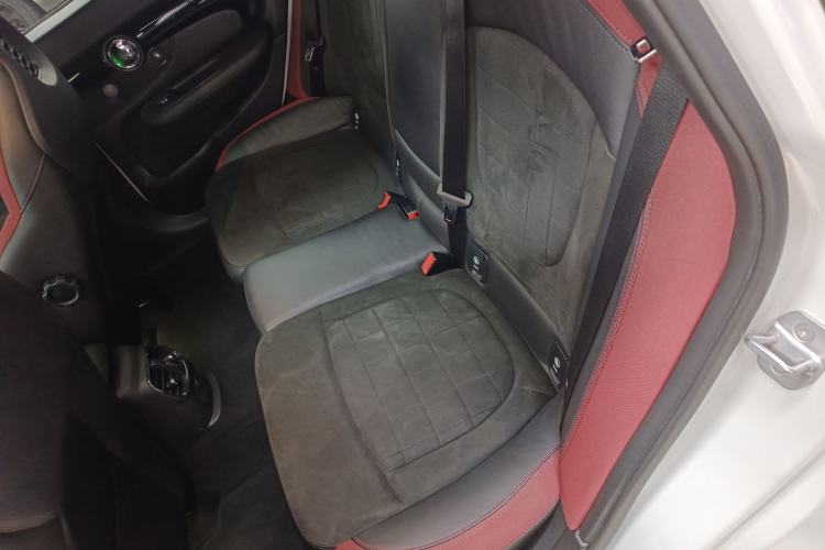 Used MINI JCW CLUBMAN 2018 2.0T JOHN COOPER WORKS ALL-IN Left Rear Seat