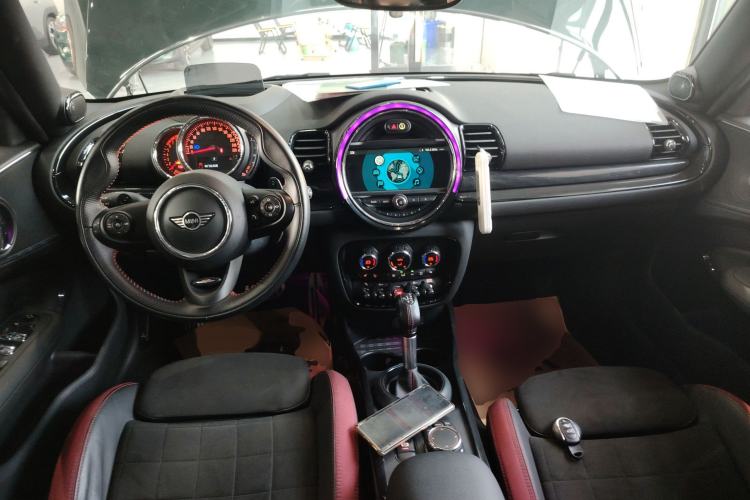 Used MINI JCW CLUBMAN 2018 2.0T JOHN COOPER WORKS ALL-IN Center Console