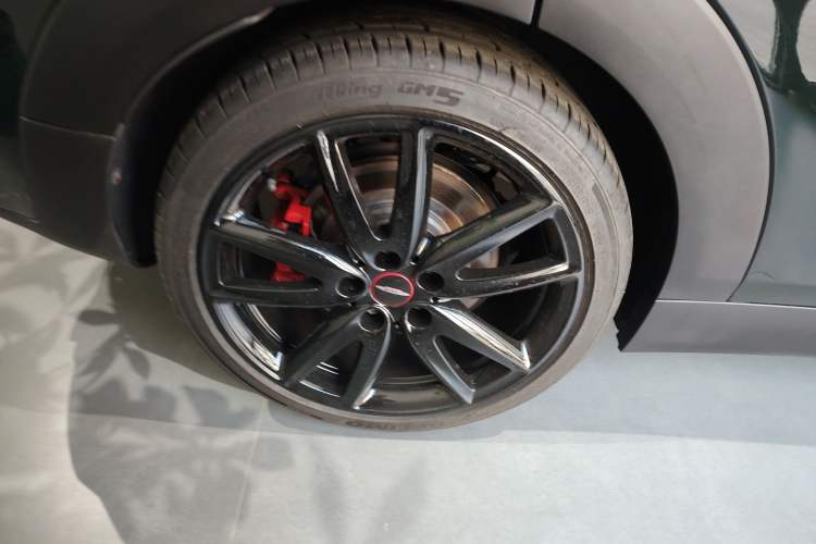 Used MINI JCW CLUBMAN 2018 2.0T JOHN COOPER WORKS ALL-IN Right Rear Wheel Hub