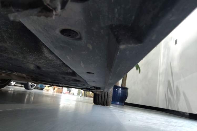 Used MINI JCW CLUBMAN 2018 2.0T JOHN COOPER WORKS ALL-IN Right Side Sill