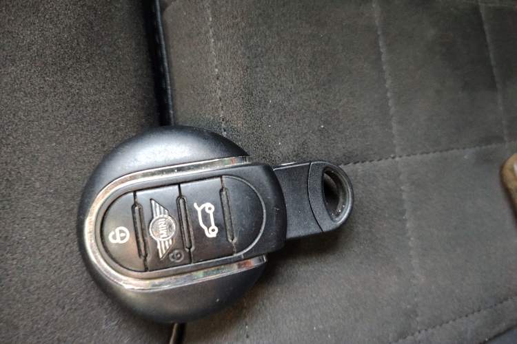 Used MINI JCW CLUBMAN 2018 2.0T JOHN COOPER WORKS ALL-IN Vehicle Key