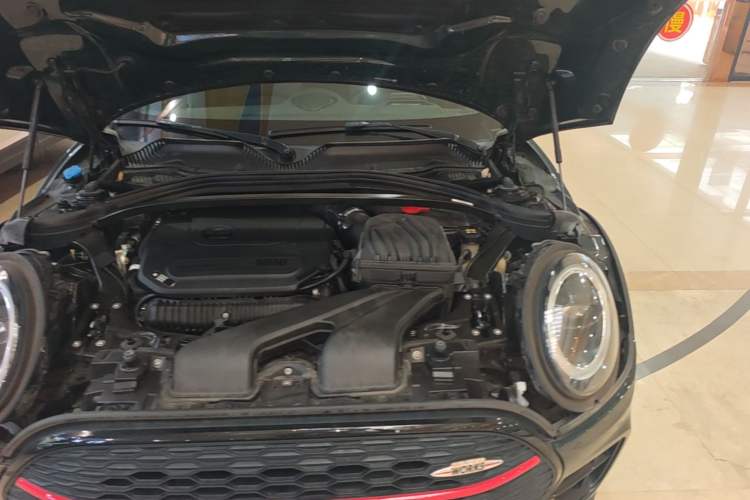 Used MINI JCW CLUBMAN 2020 2.0T JOHN COOPER WORKS ALL-IN Engine Bay Left