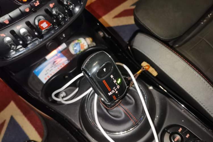Used MINI JCW CLUBMAN  Gear Lever