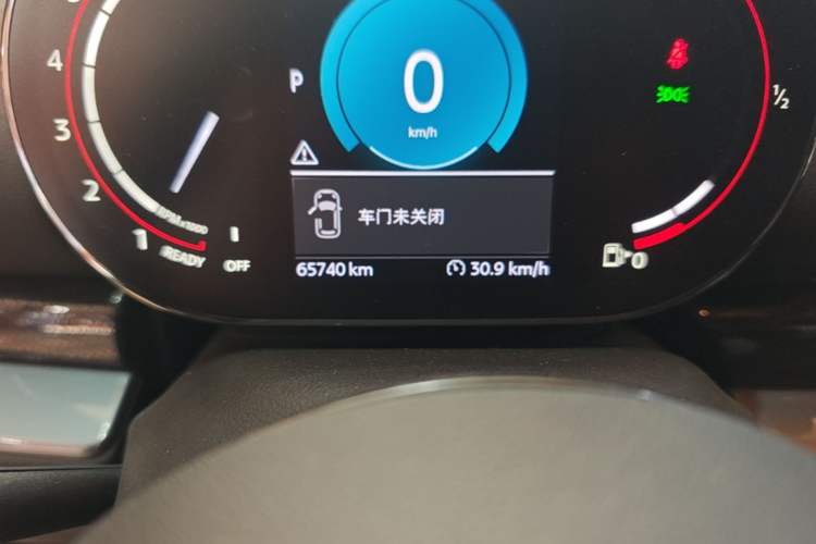 Used MINI JCW CLUBMAN 2020 2.0T JOHN COOPER WORKS ALL-IN Odometer Close Up