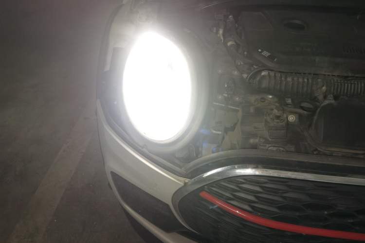 Used MINI JCW CLUBMAN  Right Front Headlight