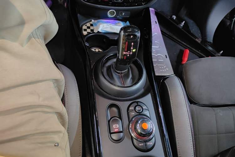 Used MINI JCW CLUBMAN 2020 2.0T JOHN COOPER WORKS ALL-IN Gear Lever