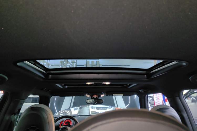 Used MINI JCW CLUBMAN 2020 2.0T JOHN COOPER WORKS ALL-IN Headliner