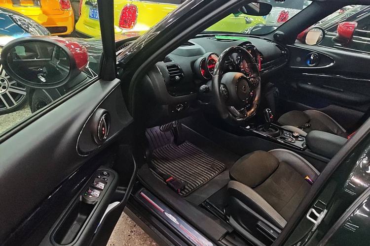 Used MINI JCW CLUBMAN 2020 2.0T JOHN COOPER WORKS ALL-IN Interior 3