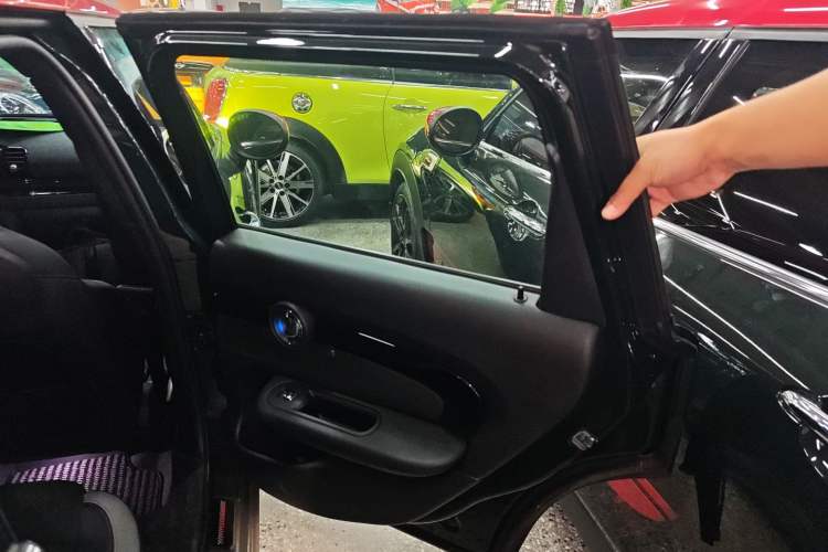 Used MINI JCW CLUBMAN 2020 2.0T JOHN COOPER WORKS ALL-IN Interior 6