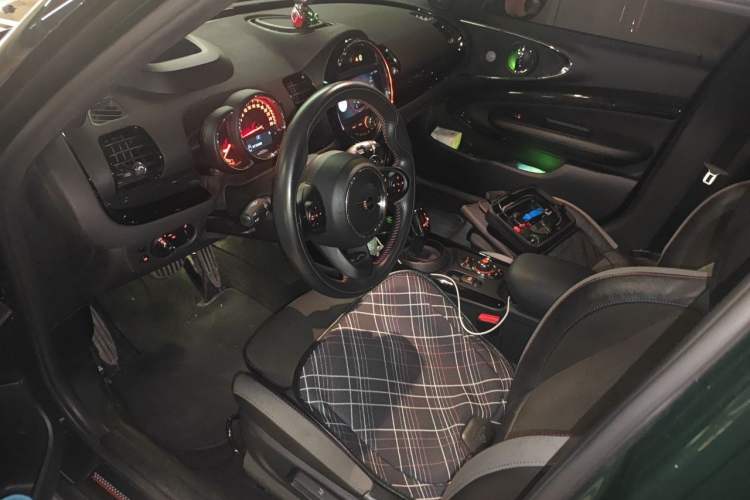Used MINI JCW CLUBMAN 2020 2.0T JOHN COOPER WORKS ALL-IN Left Front Seat