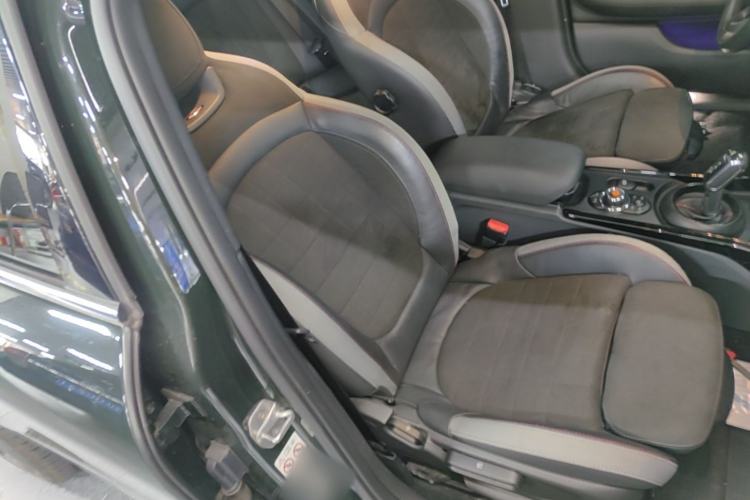 Used MINI JCW CLUBMAN 2020 2.0T JOHN COOPER WORKS ALL-IN Right Front Seat